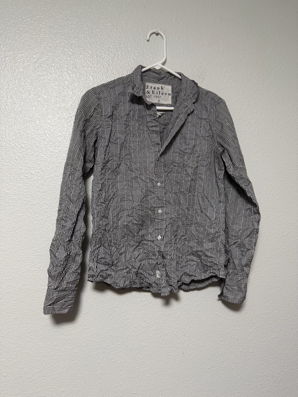Frank & Eileen Black and White Checked Button-Down Shirt sz S